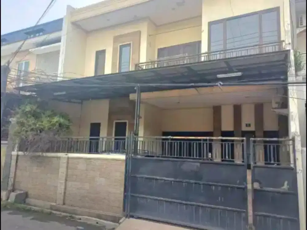 Rumah Lebak Jaya Bangunan Terawat Strategis di Surabaya Timur