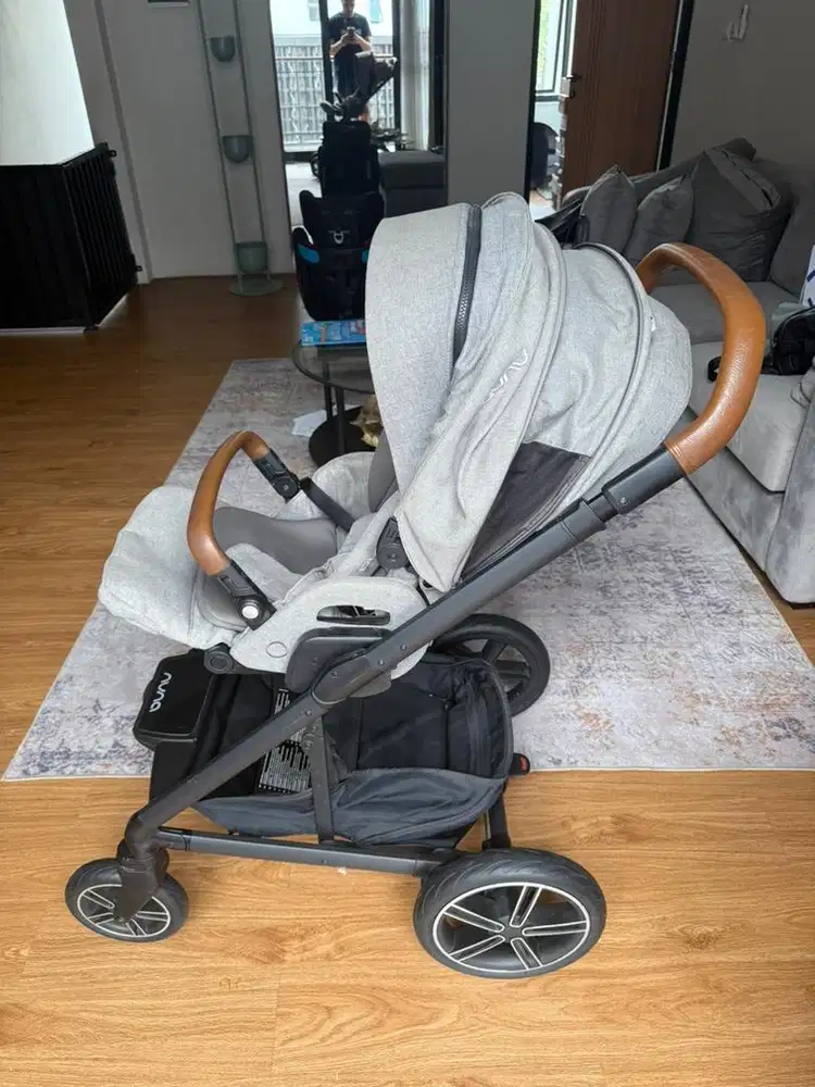 Stroller Nuna Mixx next Preloved