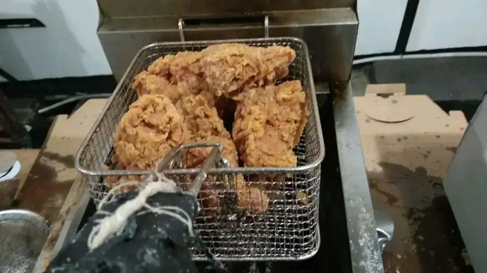 Chef Mencari Pekerjaan