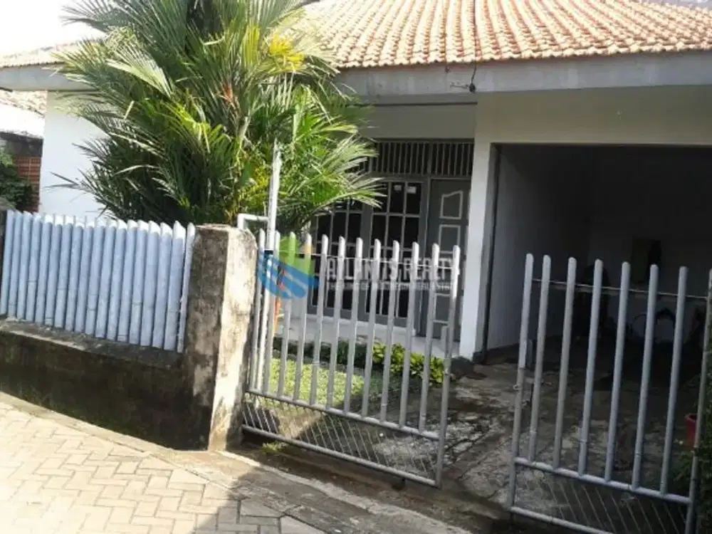 Dijual Rumah di Larangan Tangerang - Lingkungan Asri, Sirkulasi Udara Maksimal