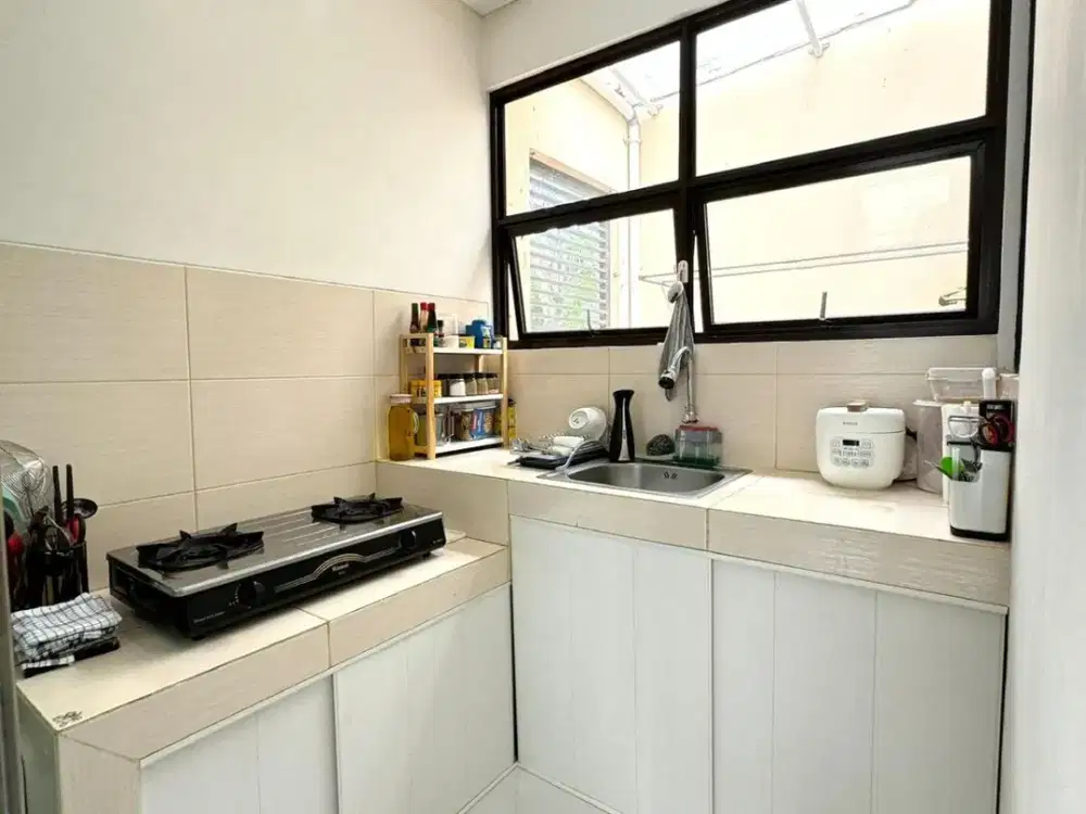 Dijual Rumah Cantik Fully Furnished Siap Huni dalam Cluster Tangerang JS-18257