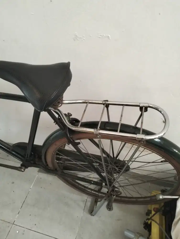 Sepeda jadul langka
