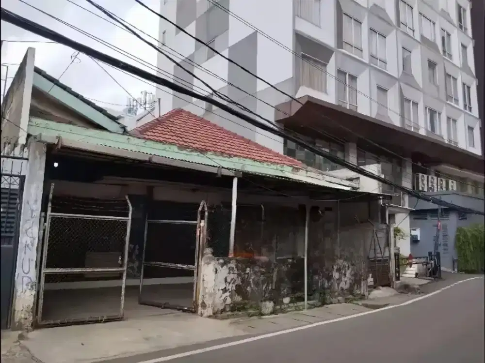 Dijual Rumah super strategis di belakang hotel verse tanah abang