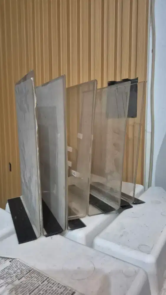 Standing akrylic transparan tempat brosur frame