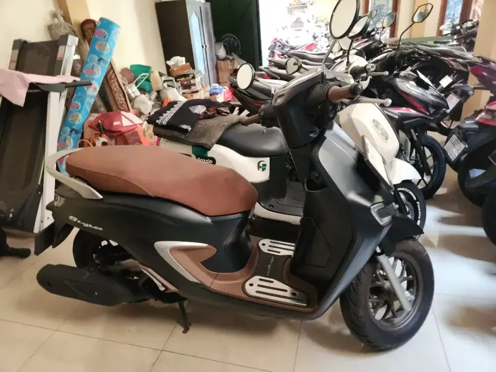Stylo abs 160cc hitam doff 2025 gbm