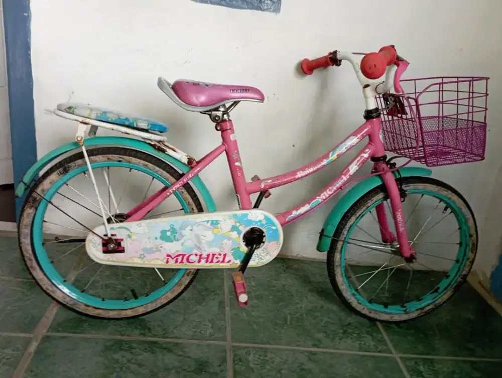sepeda ring 16 merek Famili