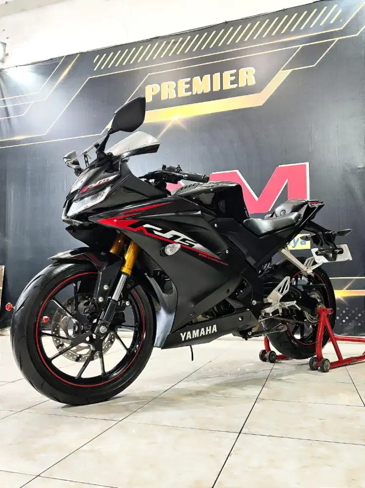 Yamaha All New R15 VVA V3 TH 2019 racing black super kencang