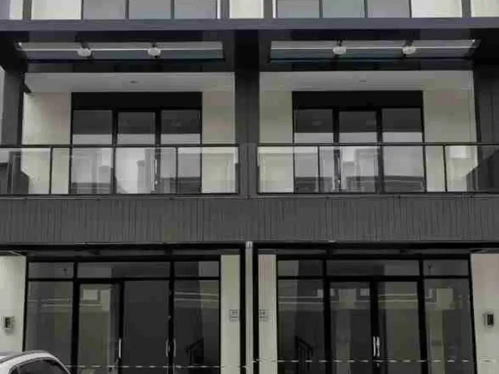 2 Unit Ruko Gandeng, 3 Lantai, Siap Pakai
