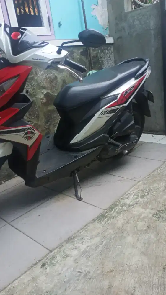 Di jual Honda beat Spiderman buatan Indonesia, tahun 2017.