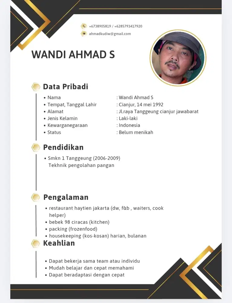 mencari pekerjaan  . apa saja
