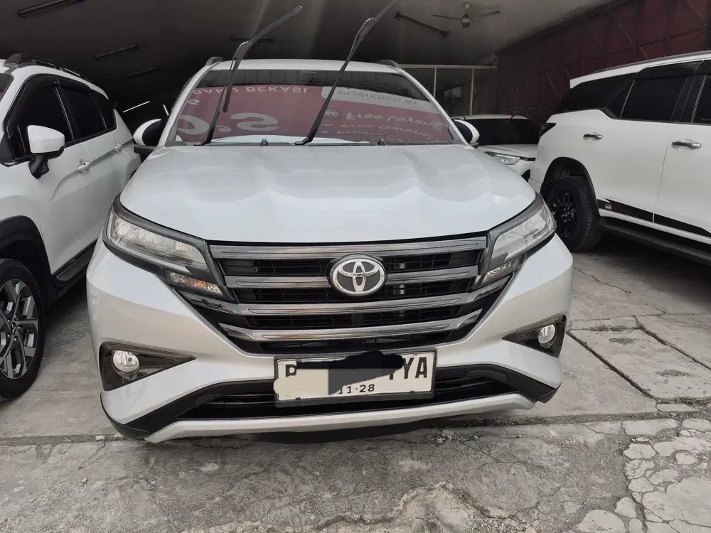 TOYOTA RUSH G MATIC 2018 SILVER