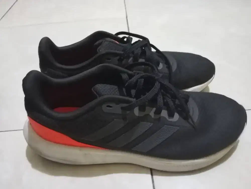 Sepatu Adidas original