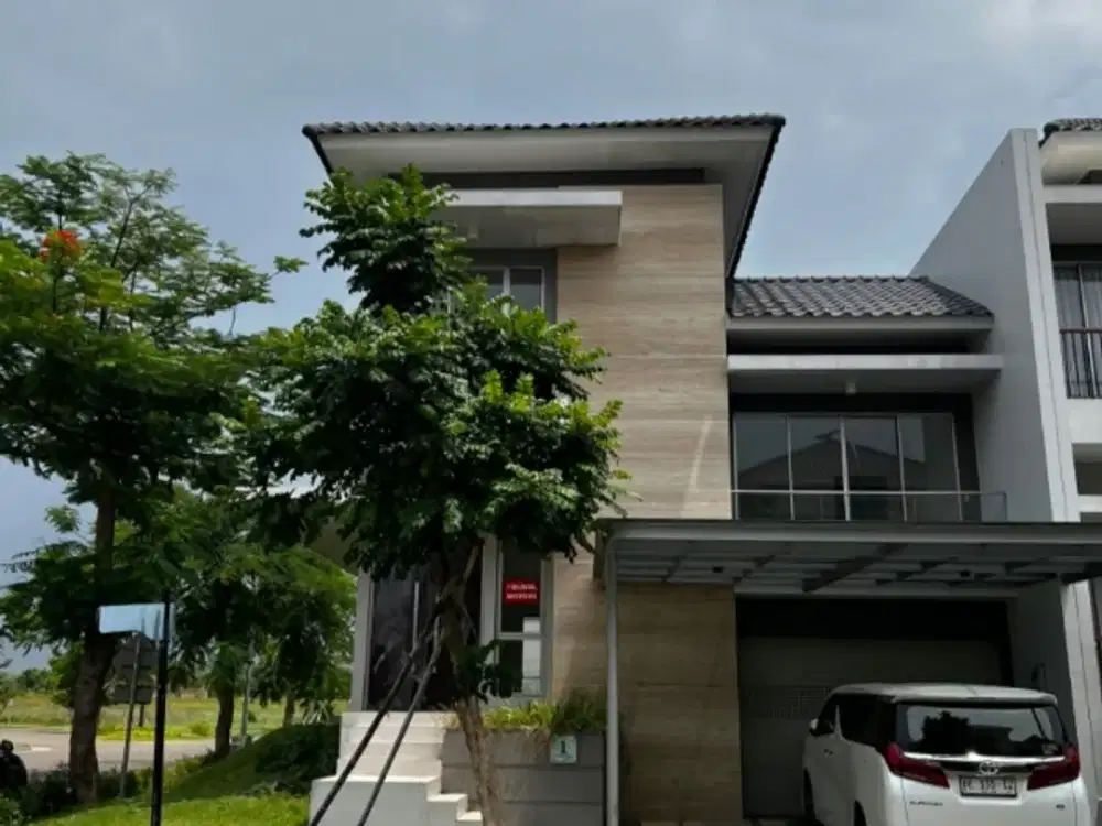rumah baru gress di golf island pik