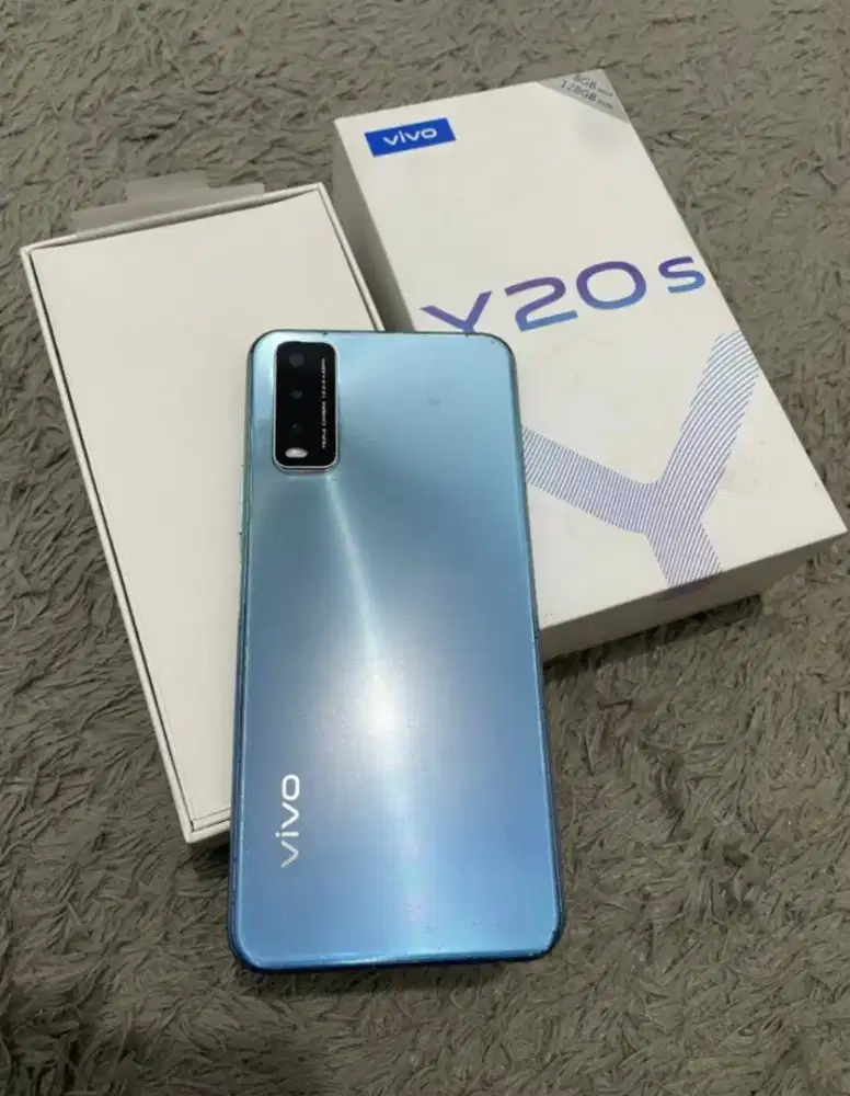 Vivo y20s ram 8/128 fullset siap pakai