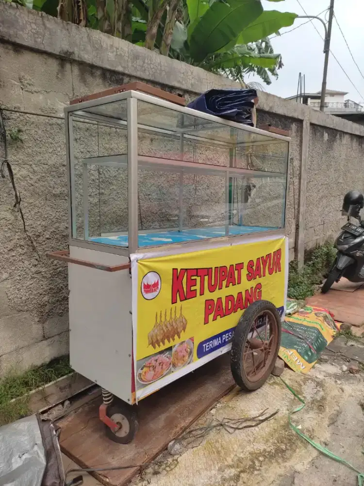 Gerobak dorong jualan