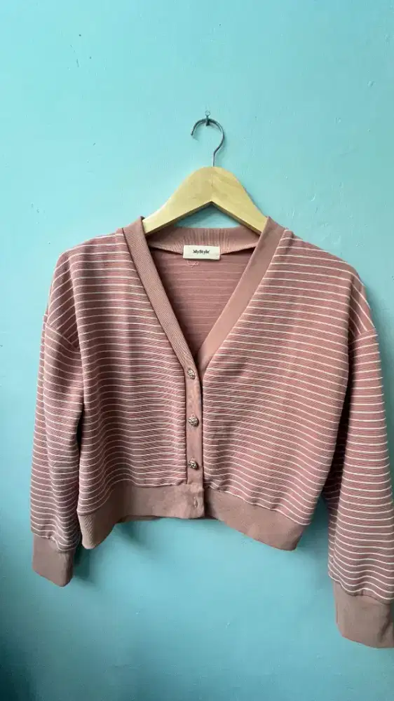 Preloved Cardigan MyStle.