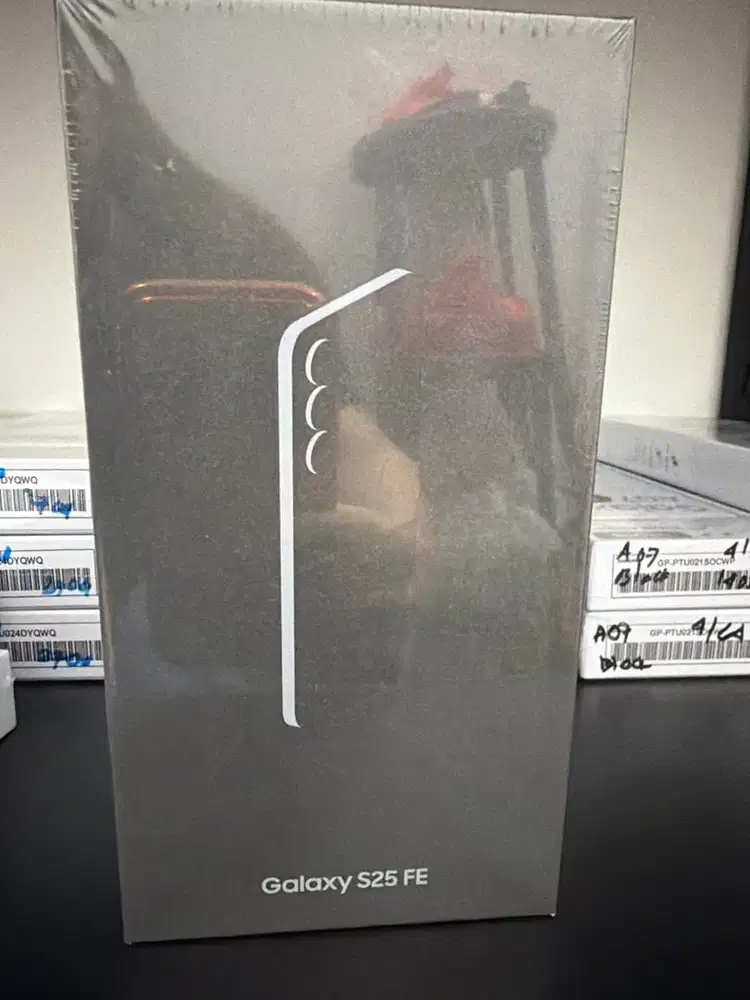 Samsung s25FE 8/256gb NEW