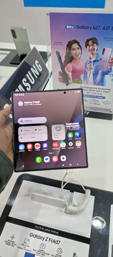 Ready Samsung Z Fold 7 bisa langsung hubungi