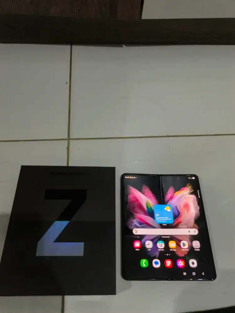 Samsung z fold 3 ram 12 /512 fullset
