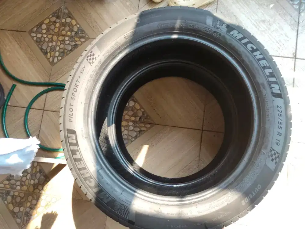 Micheline Tipe Pilot Sport 225/55 R19