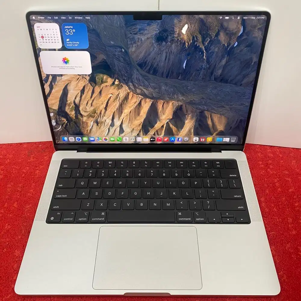 MacBook Pro 14 inch 2023 M3 Pro Silver
