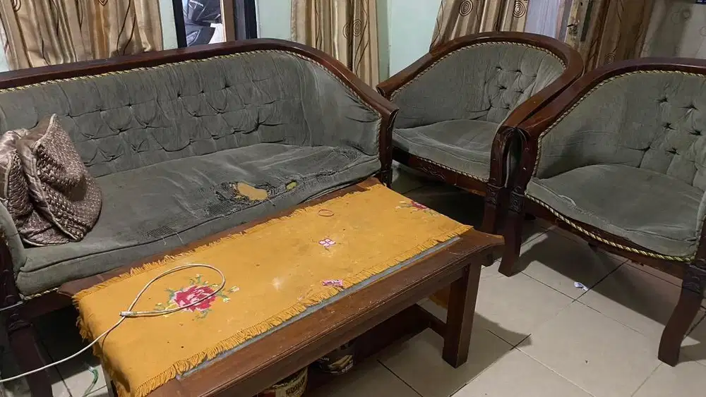 Meja Kursi Bekas
