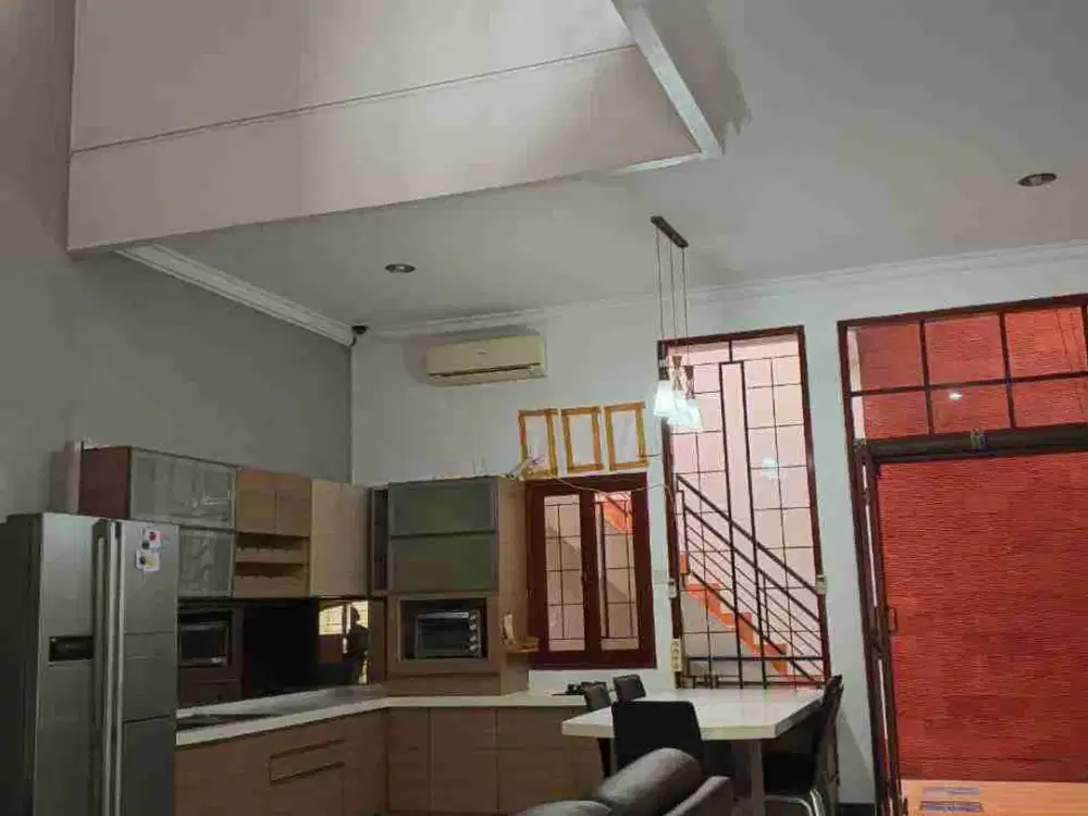 Rumah Full furnish bagus & rapih di Kelapa Puan