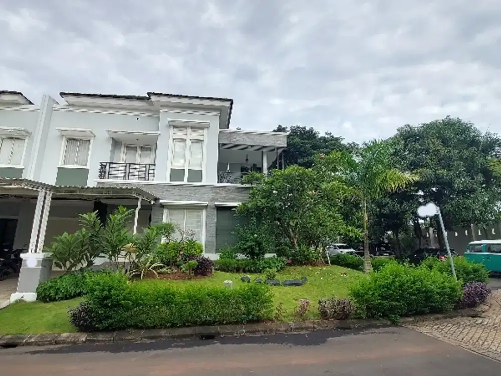 DIJUAL RUMAH HUK CANTIK NGINTIP GOLF di PHG Gading serpong