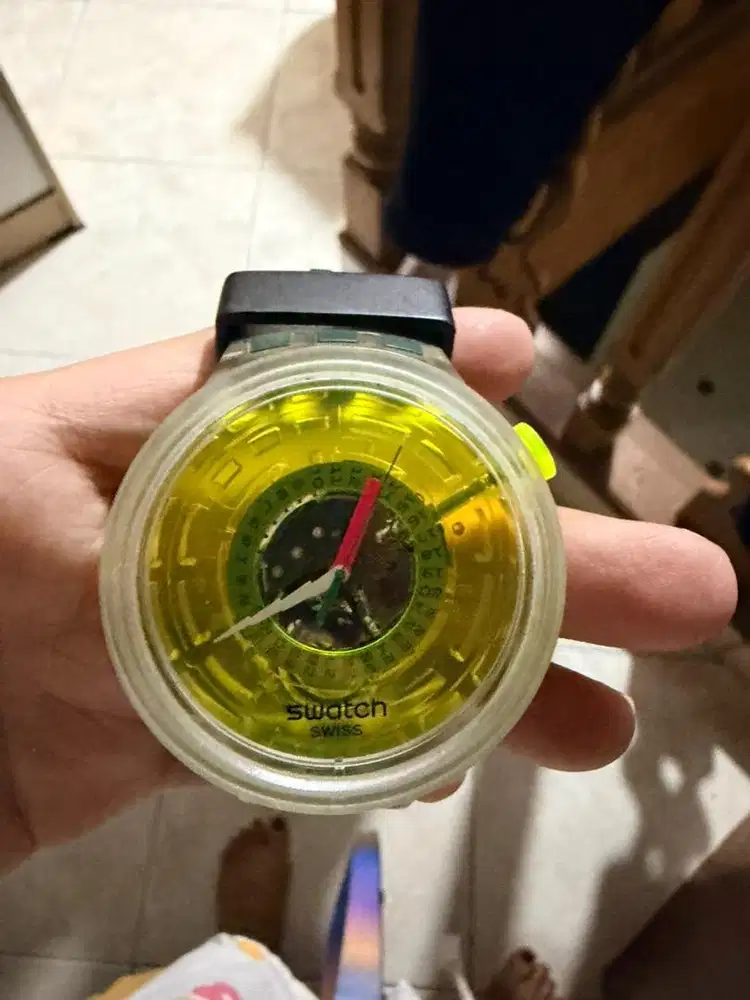 Swatch Blinded By Neon SB05K400