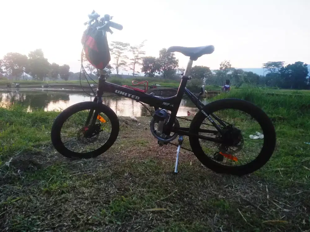 Sepeda Lipat United 20