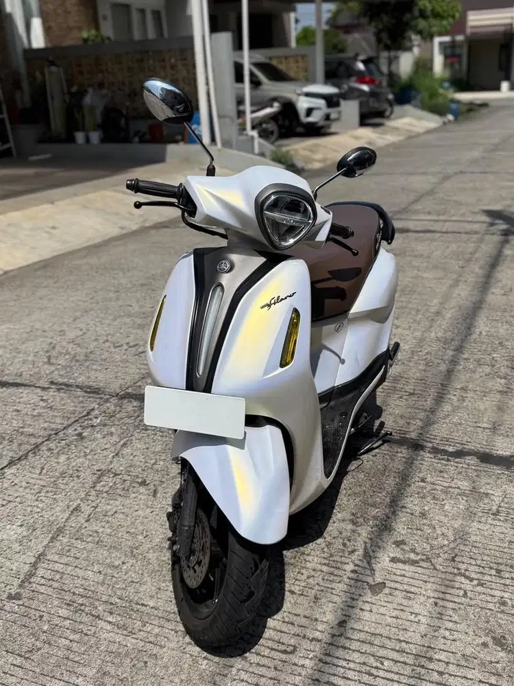 Yamaha Grand Filano LUX 2023 Tipe tertinggi pajak panjang