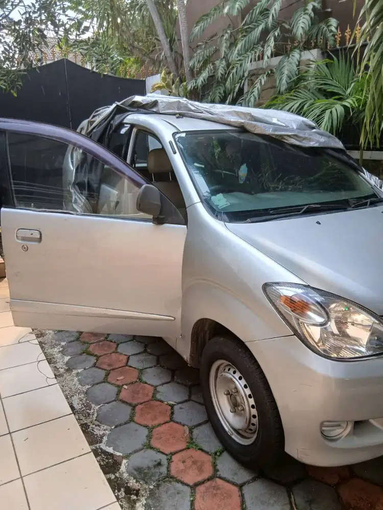 JUAL CEPAT DAIHATSU XENIA  2010 XI 1300