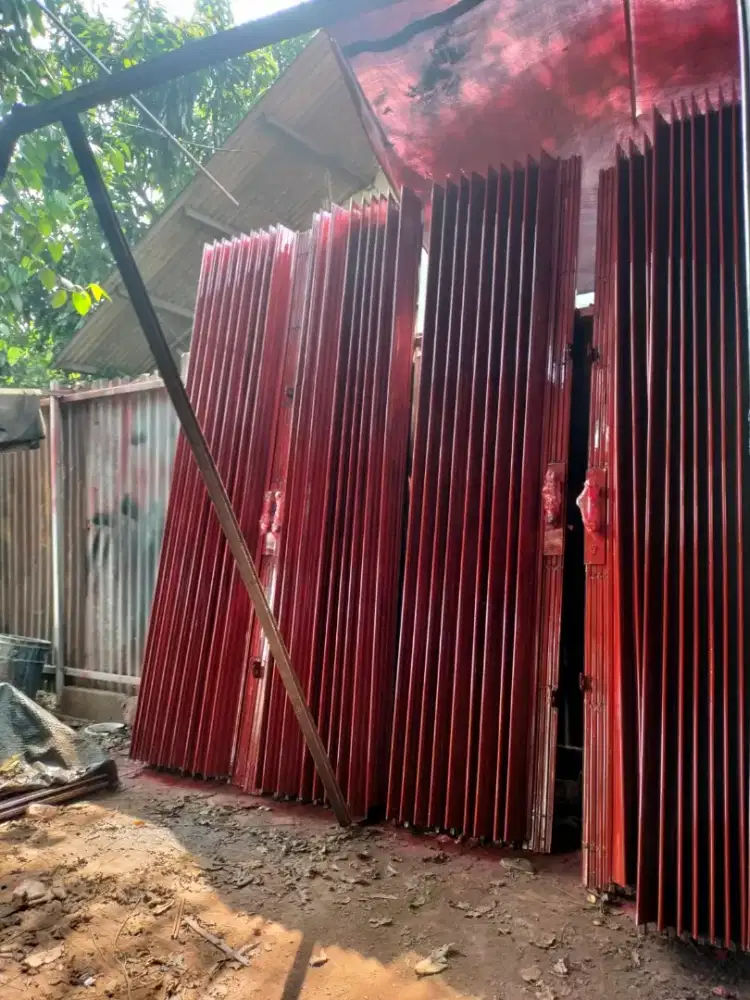 Rolling door dan folding harmonika