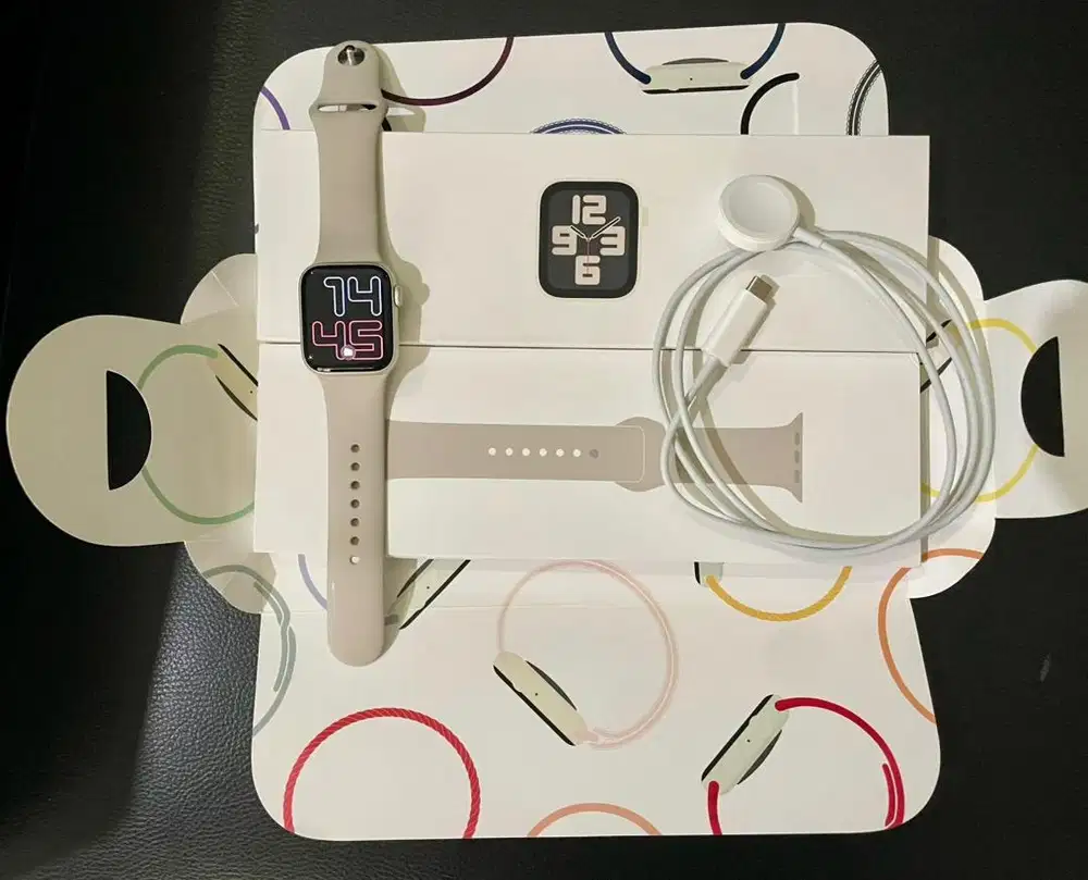 Apple Watch SE gen 2 40mm Starlight mulus