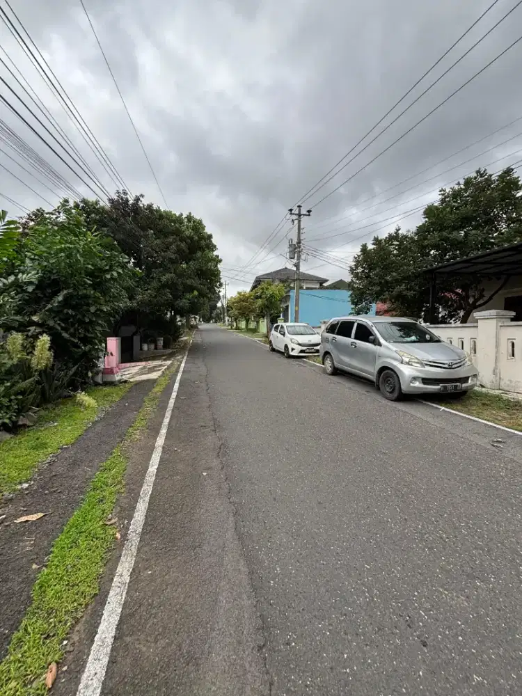 RUMAH MURAH STRATEGIS PINGGIR JALAN UTAMA SRONDOL BANYUMANIK