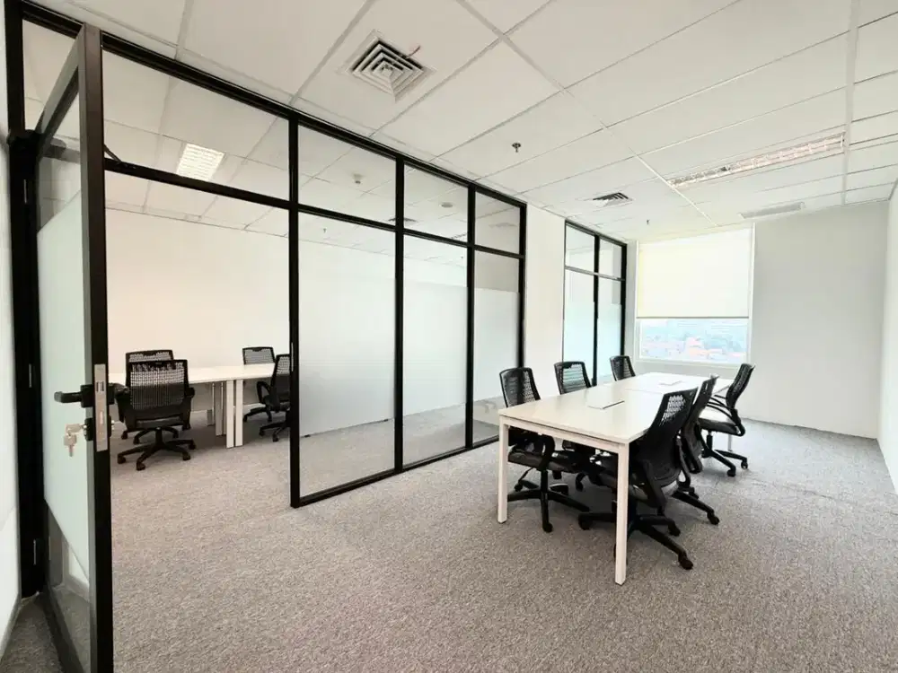 Sewa Mini Office 83 m2 Siap Huni di Plaza Oleos Tb Simatupang