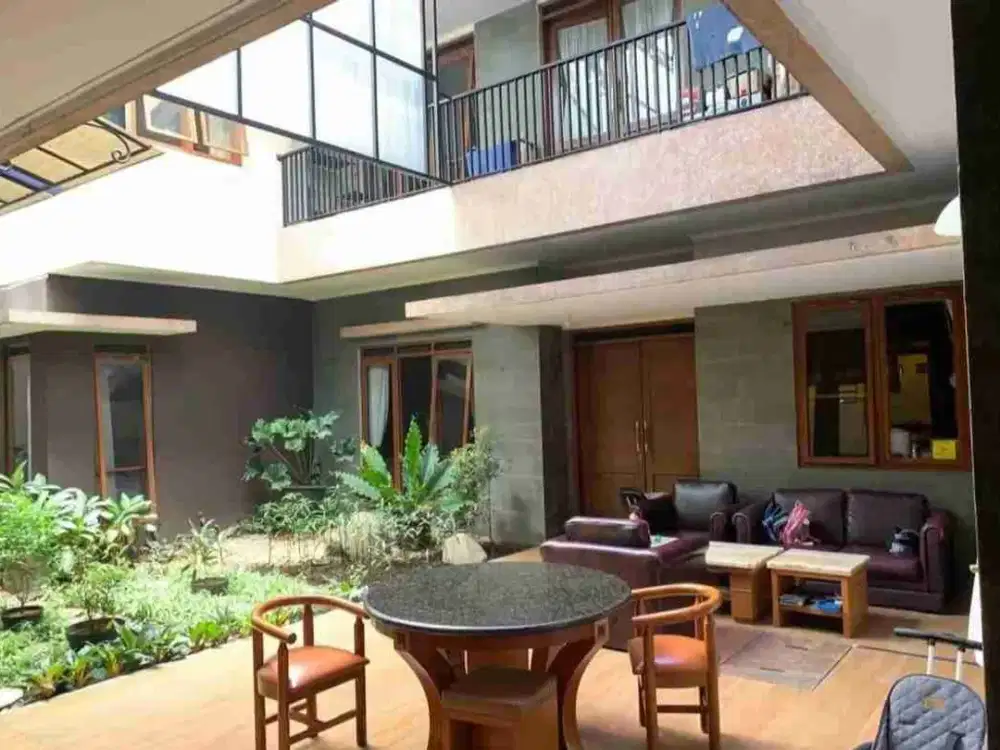rumah 2lantai main road cocok buat usaha di arcamanik bandung