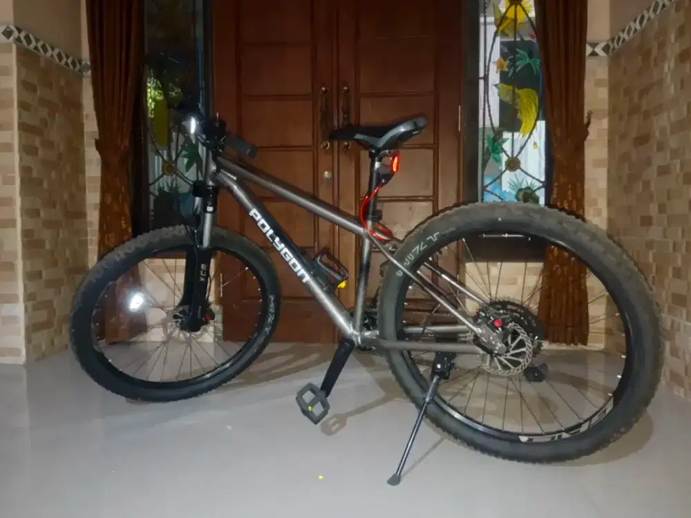 DIJUAL SEPEDA POLYGON UKURAN 27,5