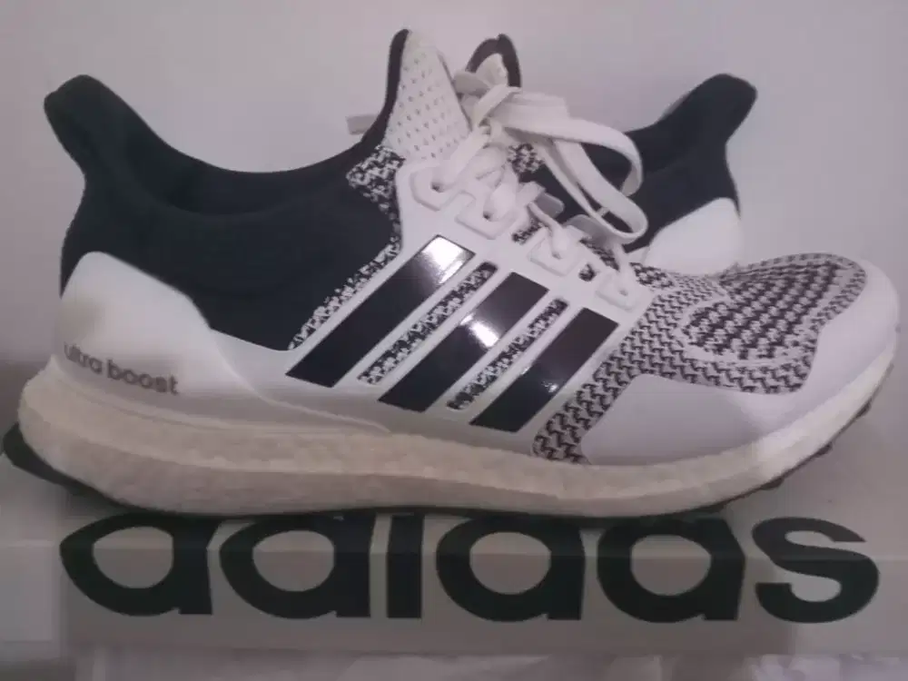 Dijual adidas ultraboost 1.0