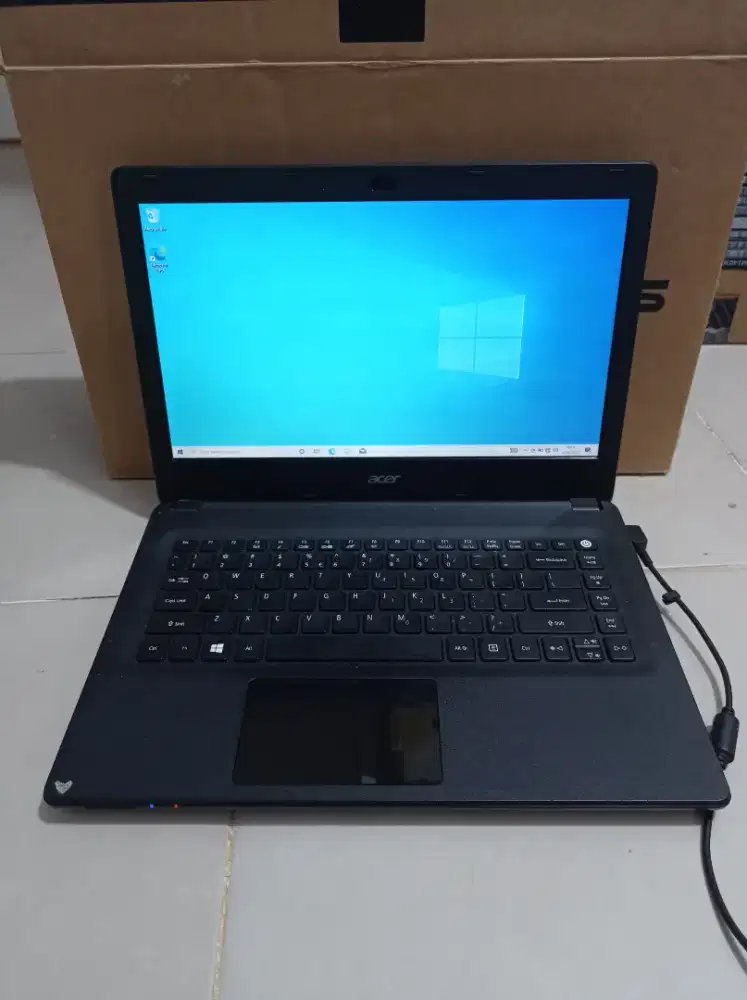 Dijual Murah ACER ES1-420 AMD E1-2500 Ram 8 GB HDD 120 GB