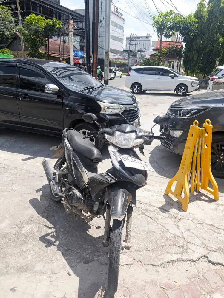 HONDA REVO 2009