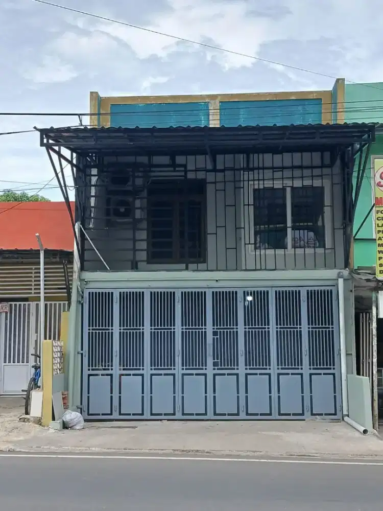 Di Jual / Di Sewakan  Ruko 2 Lantai (Bisa Nego)