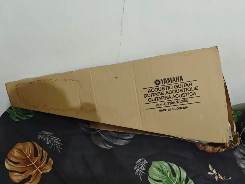 GITAR AKUSTIK YAMAHA C330A