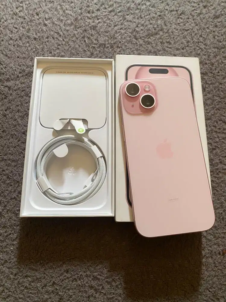 Di Jual Iphone 15 128 gb iBox Pink Baru Buka Segel baru di aktivasi