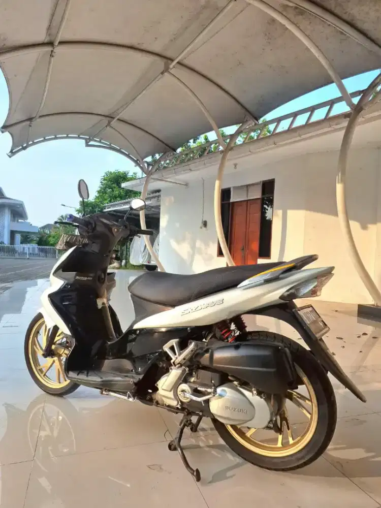 Suzuki skywave 2011 original komplit jarang ada.