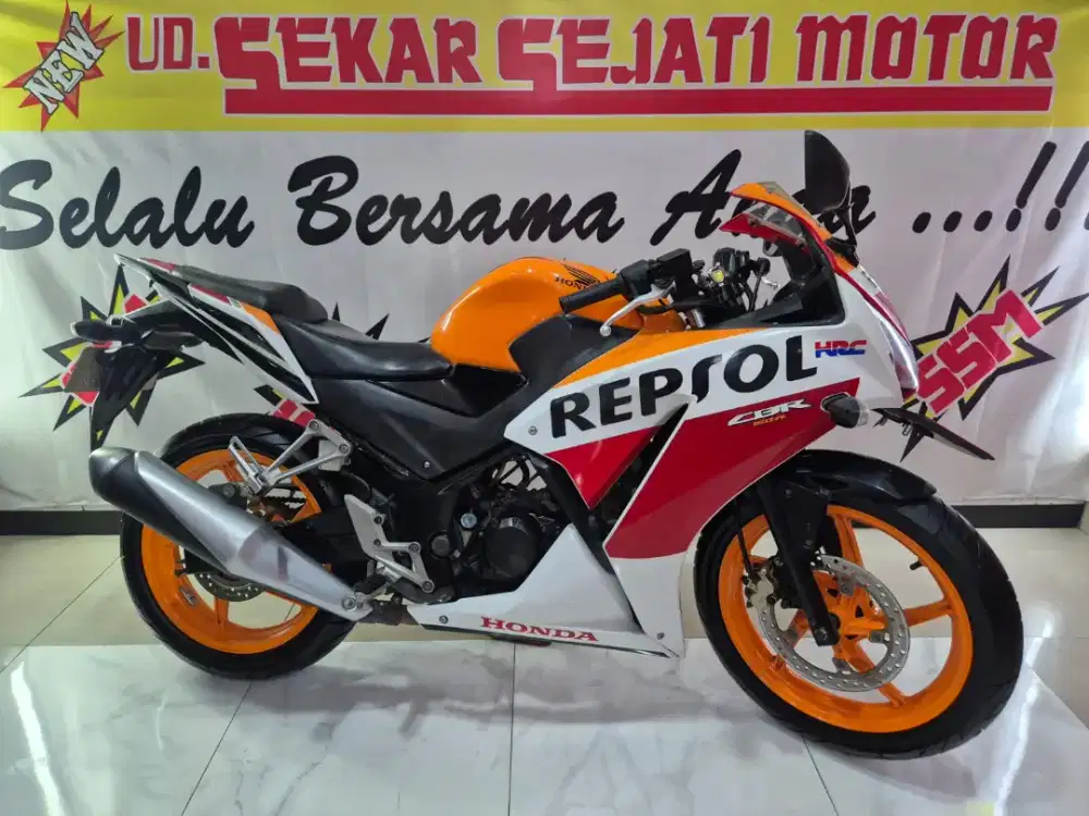 Honda CBR fi 150 Repsol dijamin muluuuuuss
