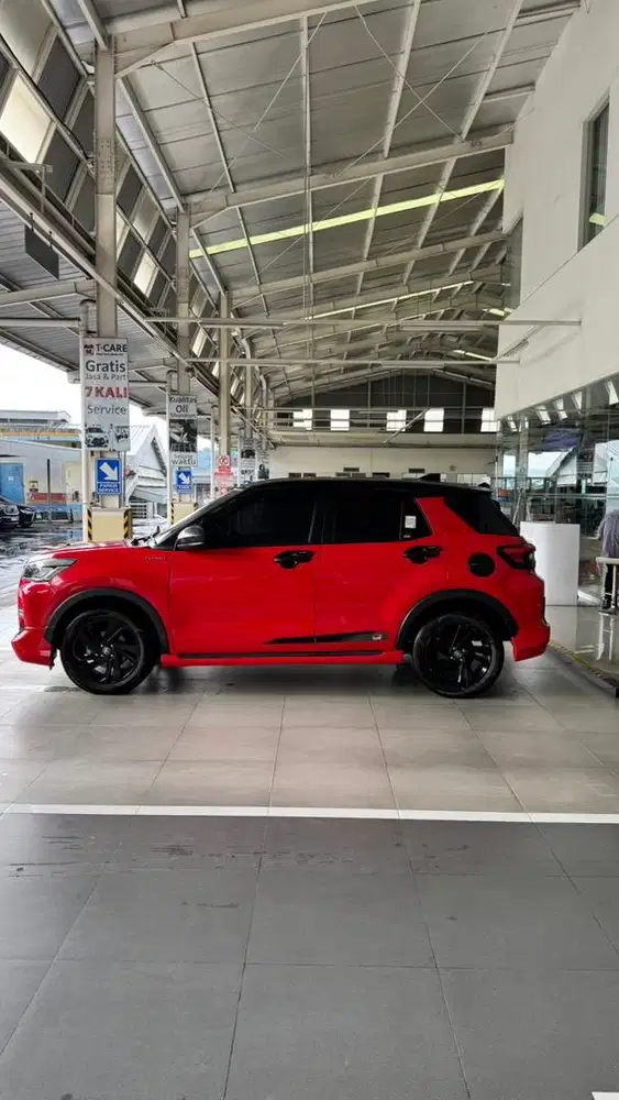 Toyota raize one tone