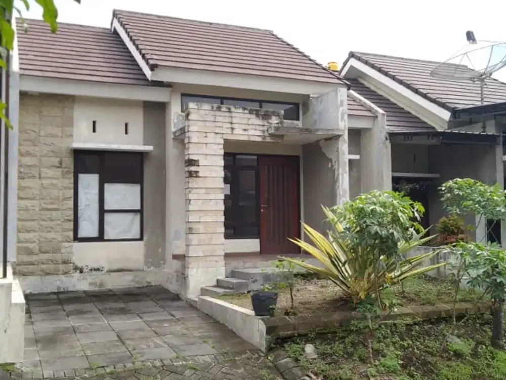 Jual rumah villa di malang anggun sejahtera Lawang
