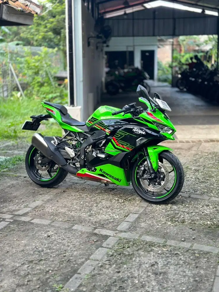 ZX25RR ABS SE LOW KM ANTIK