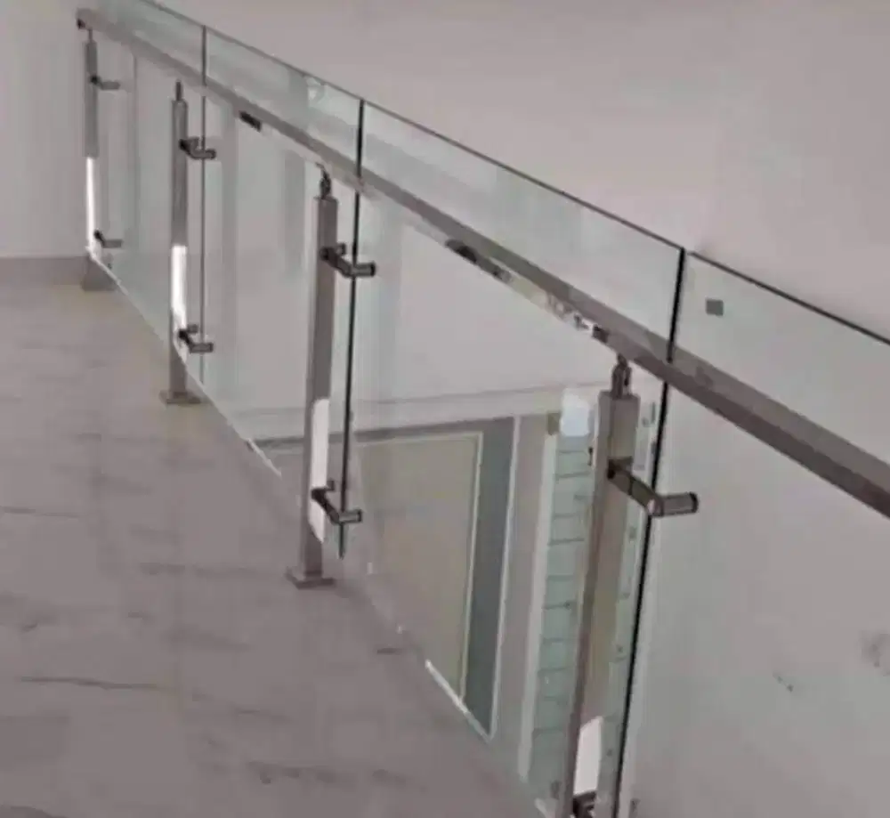 Reling tangga balkon stenlies kaca stell